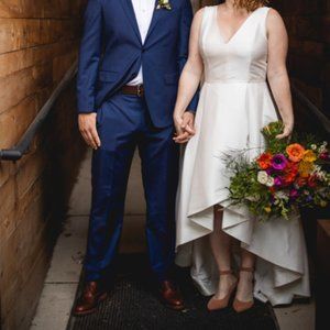 Calvin Klein High-Low A-Line Wedding Gown EggShell w/ American Bustle